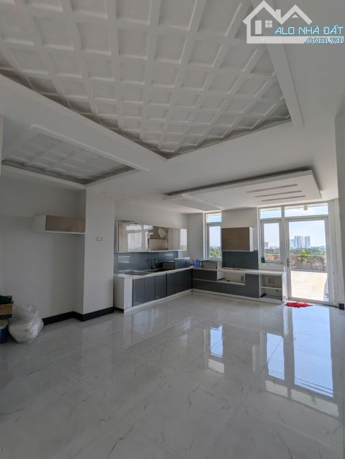 Bán 2 căn nhà liền kề mặt tiền đường Phường 7 Quận 8. Mặt tiền khu dân cư đông đúc, gần Ti - 14