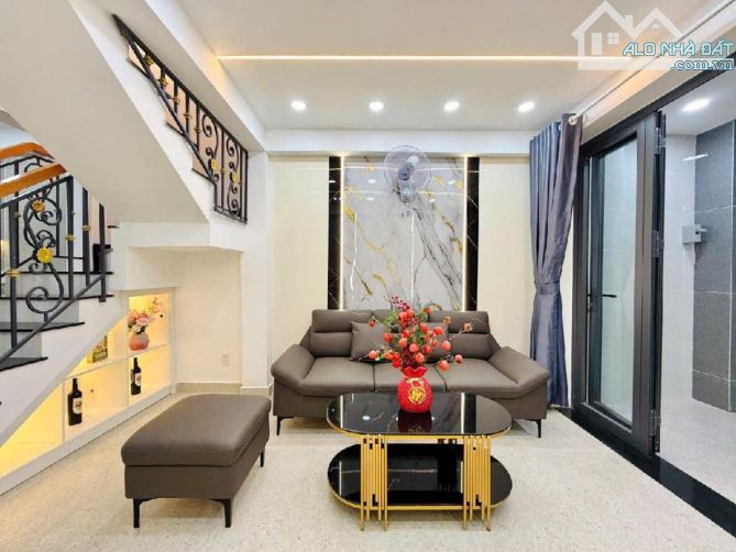 BÁN CĂN NHÀ TRÊN ĐƯỜNG QUANG TRUNG P10 GÒ VẤP NỞ HẬU 5,4M GIÁ 5,49 TỶ 3 TẦNG 4 PHÒNG NGỦ - 14