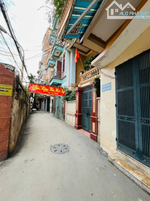CHÍNH CHỦ BÁN NHÀ MẶT NGÕ LẠC LONG QUÂN  GIÁ 7,5 tỷ - 16