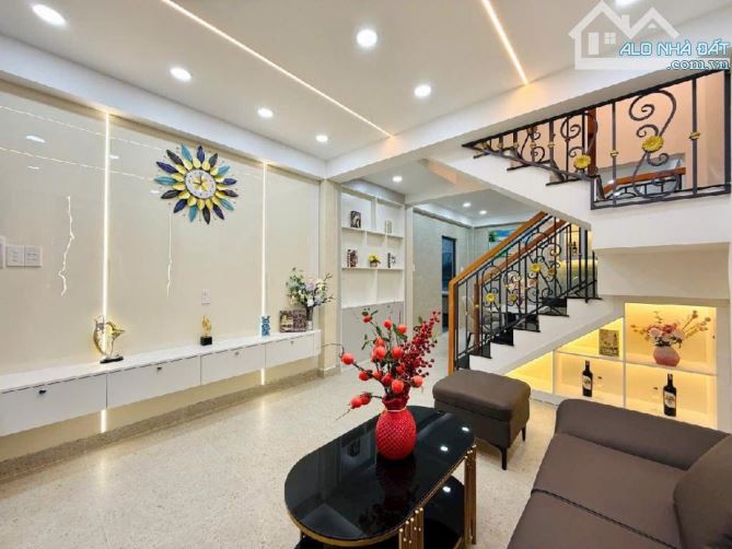 BÁN CĂN NHÀ TRÊN ĐƯỜNG QUANG TRUNG P10 GÒ VẤP NỞ HẬU 5,4M GIÁ 5,49 TỶ 3 TẦNG 4 PHÒNG NGỦ - 16