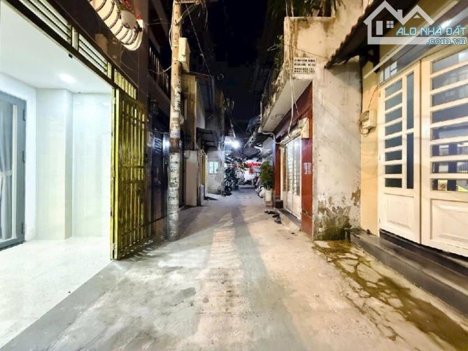 BÁN CĂN NHÀ TRÊN ĐƯỜNG QUANG TRUNG P10 GÒ VẤP NỞ HẬU 5,4M GIÁ 5,49 TỶ 3 TẦNG 4 PHÒNG NGỦ - 19