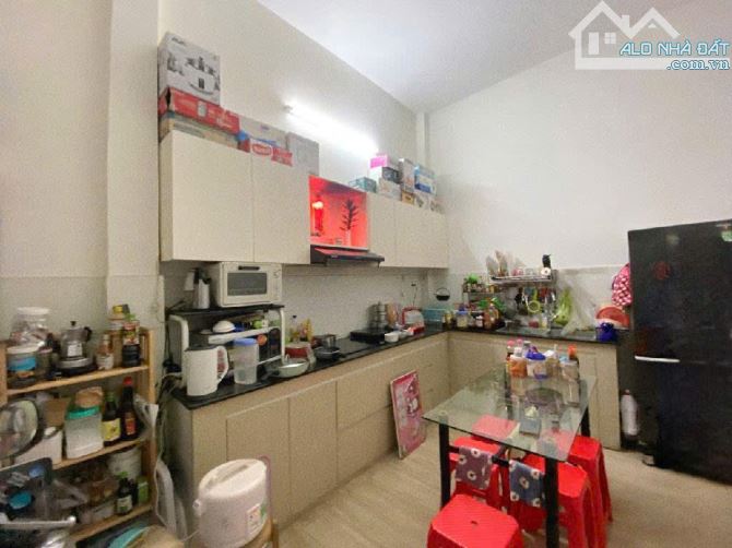 Lý Chính Thắng, Phường Võ Thị Sáu, Quận 3, 5 tầng, 60m2 (4x15), Hẻm xe hơi, Giá: 15,8 tỷ - 2