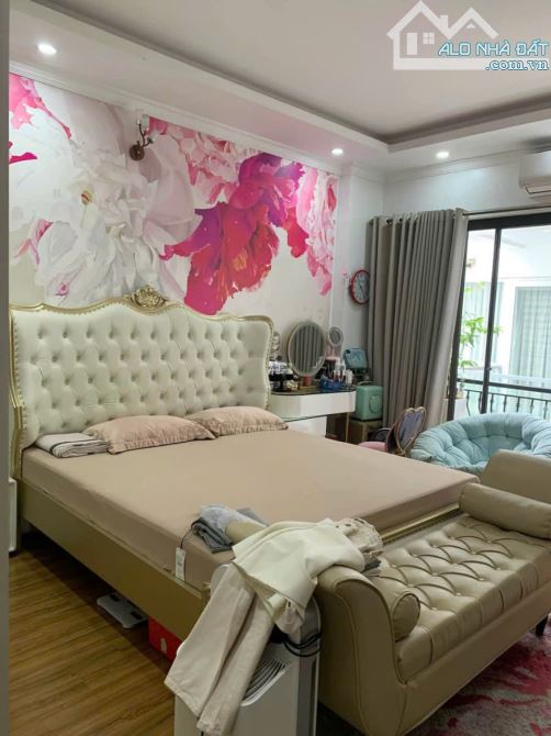 ƯM!!! Nhà nở hậu , yên tĩnh , gần hồ + bãi đỗ Bồ Đề , Long Biên HN - 2