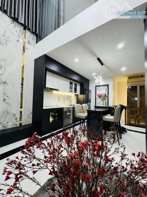 Mặt ngõ Phố Nguyễn Cao HBT Lô góc, kinh doanh ô tô đỗ cửa 39m2x5 tầng thang máy ở ngay. - 2