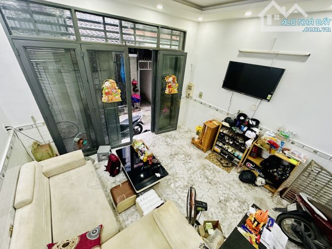 Bến Bình Đông P14Q8, 46m2, nhỉnh 3 tỷ - 2