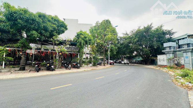 Đất 2 mặt tiền 211m ngang 16m khu BigC Go p. Đông Hòa Tp. Dĩ An - 2
