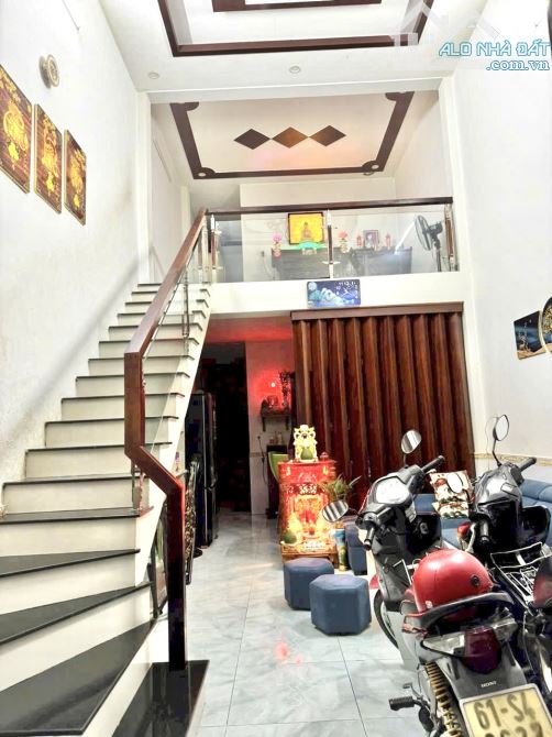 Nha 2 tầng đường Nguyễn công hoan gần hội trường đông hoà - 2