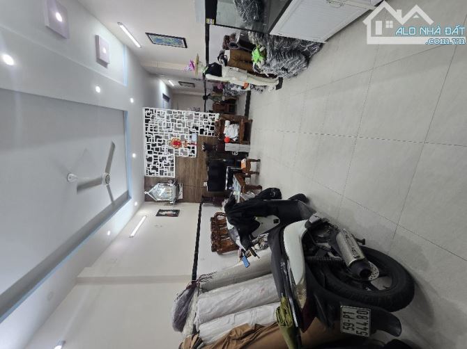 Bán nhà mặt tiền NB Tân Hương 92m²,1Lầu-8.5Tỷ-NGANG 5M - 2