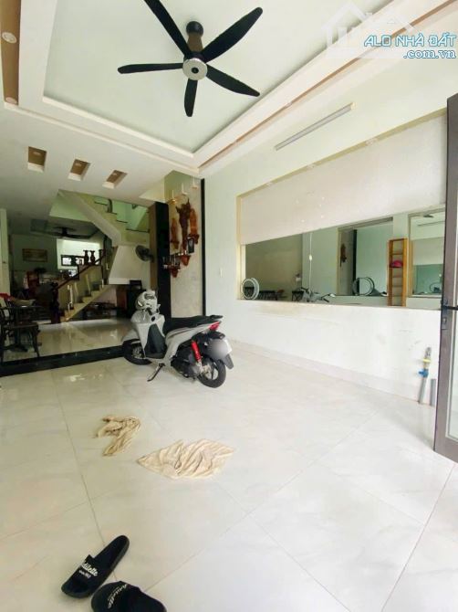 Bán nhà 1 trệt 2 lầu mặt tiền hẻm p. Tân Phong - 2