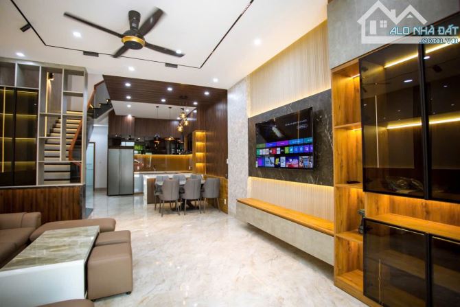 Bán nhà 3 mê Đường Bùi Thiện Ngộ - Hoà Xuân - Full Nội Thất - 2