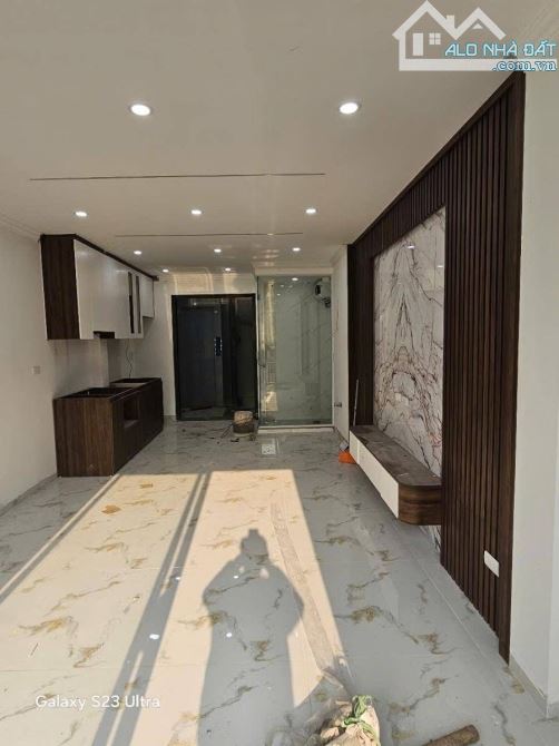 Pháo Đài Láng - Đống Đa DT: 40m2, 6 tầng, mt3.6m, giá nhỉnh 17 tỷ - 2