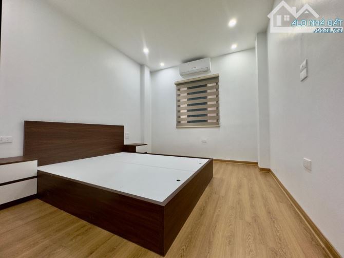 NHÀ PHÂN LÔ 2 THOÁNG 18 TỶ 55m 5TẦNG MT 4.5m VỈA HÈ Ô TÔ TRÁNH KINH DOANH XUÂN LA TÂY HỒ - 2