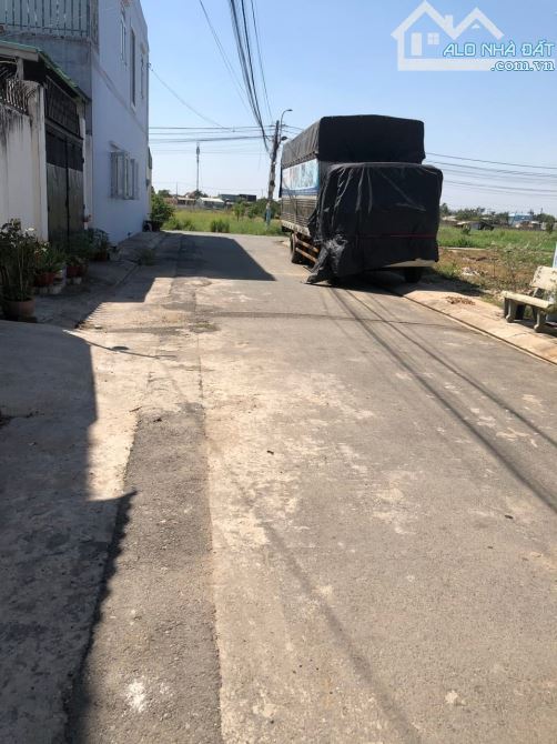 CẦN BÁN GẤP LÔ ĐẤT ĐẸP 81M2 -GIÁ 1 TỶ 430 TRIỆU - GẦN CHỢ XUÂN THỚI THƯỢNG - GIÁ ĐẦU TƯ - 2