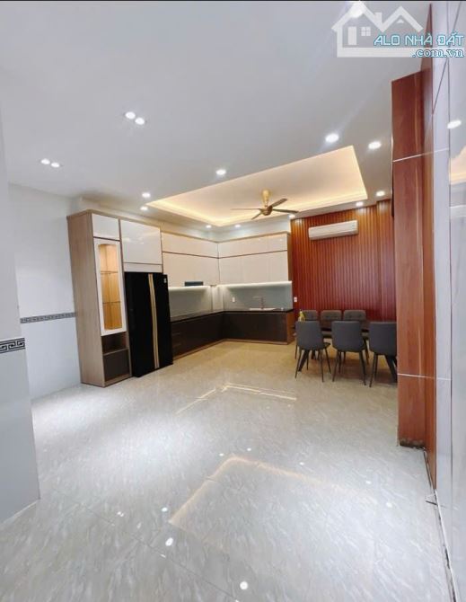 100m2 ngang 5m 3 tầng chỉ 9 tỷ , hxh 6m Huỳnh Tấn Phát,  Quận 7 - 2