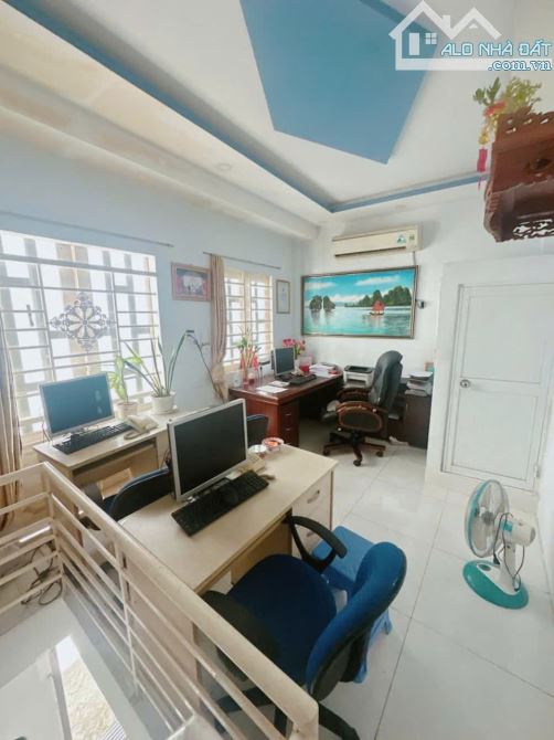 🌹CHÍNH CHỦ 3,2 TỶ, 15M2, 2 TẦNG, 2WC, LÝ CHÍNH THẮNG,  QUẬN 3🌹 - 2