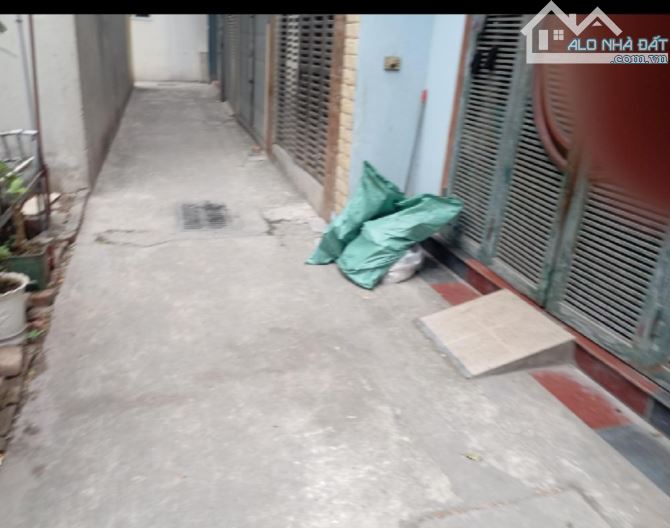 8.x  tỷ/56 M2/4.5 Mt/ Thạch Bàn - 2
