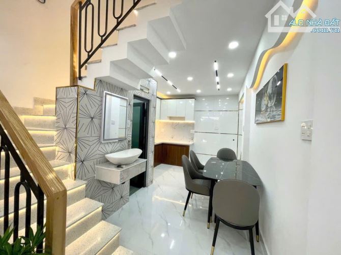 🏠 CẦN BÁN NHÀ 4 TẦNG – GIÁ NHỈNH 4 TỶ – GẦN MẶT TIỀN – CÁCH EMART 2 CHỈ VÀI PHÚT - 2