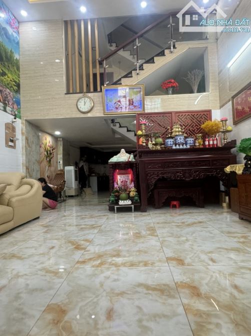 Quang Trung - P10; 2 căn đến HXH gần MẶT TIỀN; DT 70m2(ngang 4.5) - khu hành chính Gò Vấp - 2