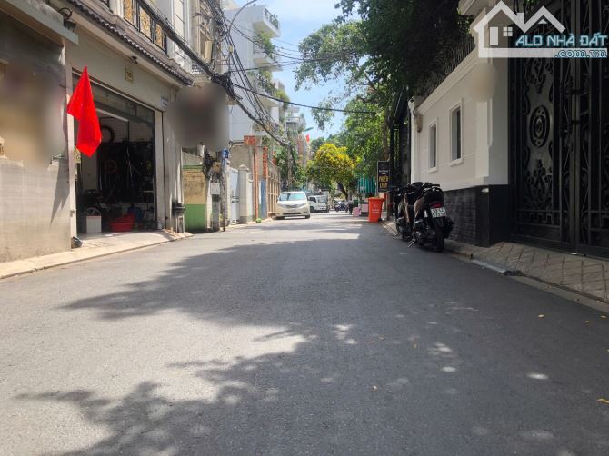 Bán Biệt Thự Ngay,Ngỗi Văn Trỗi,Phường,8,Phú Nhuận 7mX15m2, DTCN;104m2, 4 Lầu ,22 Tỷ - 2