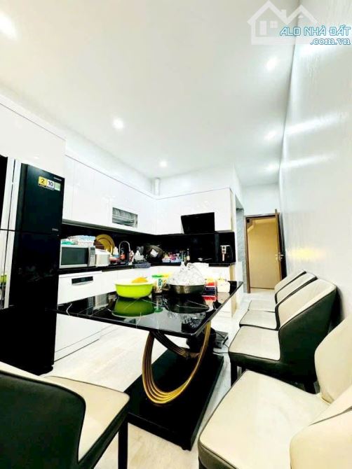 BÁN NHÀ Tạ Quang Bửu, Bách Khoa, Hai Bà Trưng, Gần Phố, Ô tô vào nhà DT 79m, 4 Tầng, MT 3, - 2