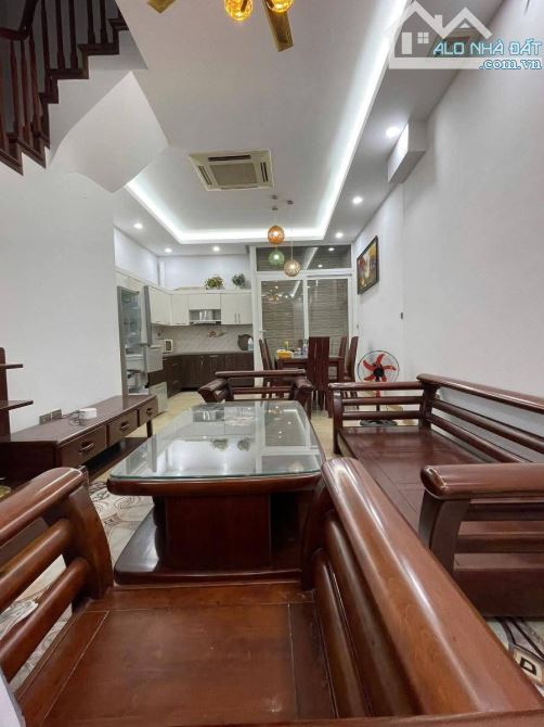 Hiếm!! 10m ra Phố Vũ Miện, lô góc , 55m2 sổ, 6-7 phòng khép kín, Apartment. Giá 19 tỷ - 2