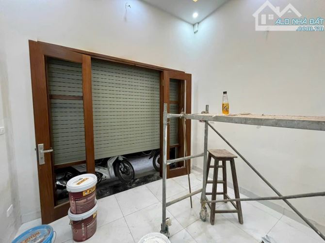 BÁN NHÀ Ngõ 89 Lạc Lobg Quân, Cầu Giấy DT 30mm 5 Tầng, MT 3,6m, G iá 7,5 tỷ - 2