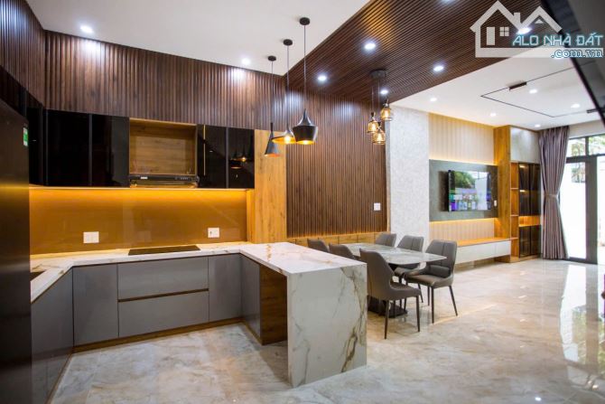 Bán nhà 3 tầng đường Bùi Thiện Ngộ ( đông bắc , 100 m2 ) - Hoà Xuân , Cẩm Lệ . - 2