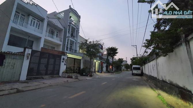 BÁN LÔ ĐẤT THỔ CƯ 3,3 TỶ,  P. PHÚ HỮU, TP.THỦ ĐỨC - 2