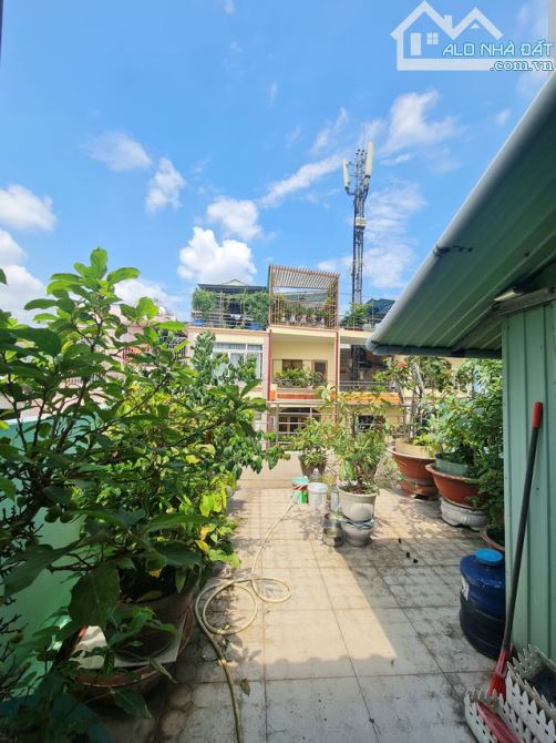 Bán nhà ngay khu cao thắng nối dài, quận 10. Nhà đẹp hẻm oto tránh nhau. Vị trí tuyệt vời - 2