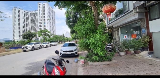38.8 Tỷ/185 M2/10.5 Mt/ Lô Góc. Phân Lô Vỉa hè Tứ Hiệp.Thanh Trì - 2