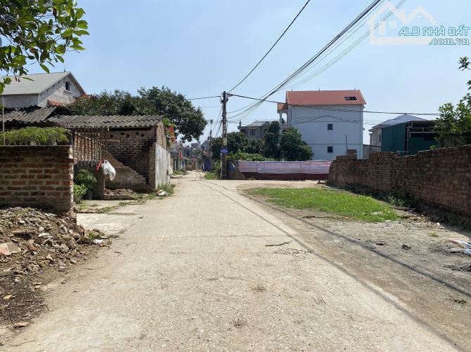 BÁN NHANH 98m2 ĐẤT HIỀN NINH, SÓC SƠN, HÀ NỘI. TRỤC CHÍNH, KINH DOANH NHỎ - 2