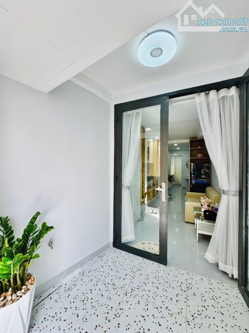 🔥 PHAN XÍCH LONG-MINI HOUSE - XINH ĐẸP -2TẦNG-NHỈNH: 4 TY🔥 - 2