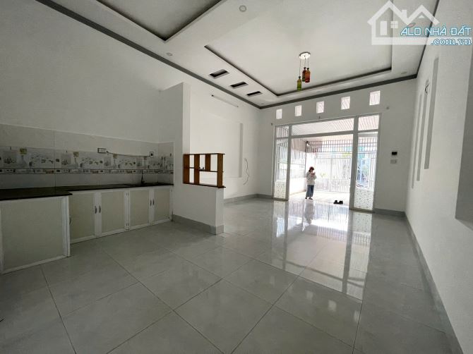 Nhà Gần Chợ Y Nuê P.Eatam (5x23m) Đường Oto Thông Thoáng - Xây Ở Kiên Cố - Chỉ 2 Tỷ xxx ! - 2
