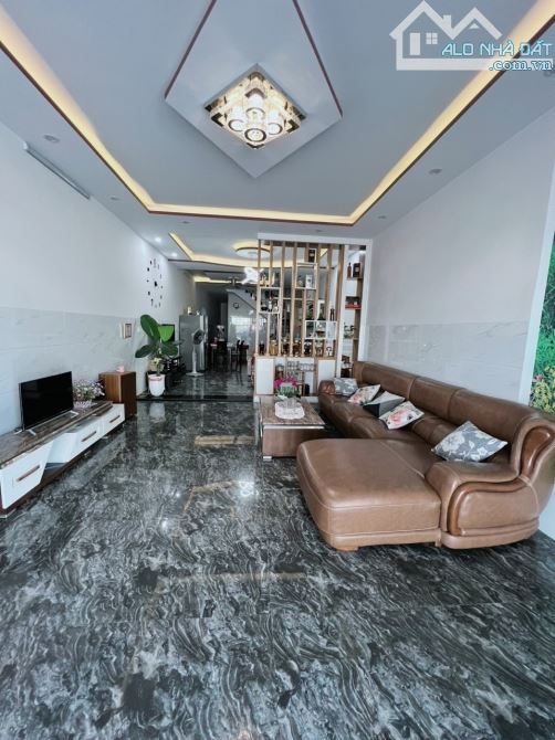 B-á-n Nhanh Mặt Tiền Lý Thái Tông Thanh Khê-125m2-3Tầng-4PN-Đầy Đủ Công Năng DT :125m2-5*2 - 2