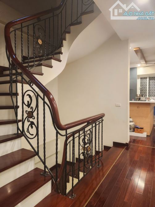 BÁN NHÀ PHÂN LÔ VIP PHỐ TAM TRINH– 90m² – 4 TẦNG –MẶT TIỀN 6M –VỈA HÈ– Ô TÔ TRÁNH- 30,xTỶ - 2