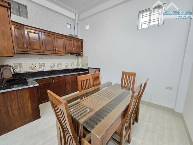 💥💥💥SIÊU ĐẸP- HIẾM  DT37M2 - 4TẦNG -DÂN XÂY KCBT- Ô TÔ ĐỖ CỬA NGÀY ĐÊM NHỈNH 11 TỶ - 2