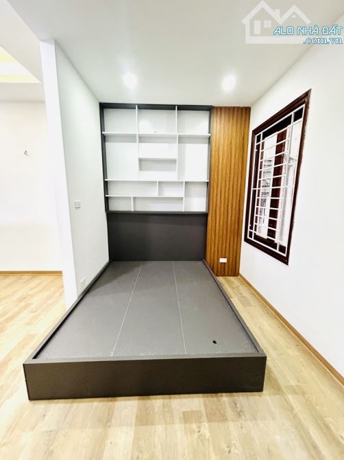 Ngã tư Lê Thanh Nghị - Bạch Mai - 35m2 - 6,8 tỷ - Nhà mới khách chỉ việc dọn vào ở - 2