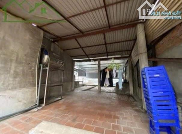 Cho thuê nhà riêng ở nhóm 8 người ngõ 189 Lò Đúc, 3 tầng x 45m2, 2 ngủ, 2 WC, 10 Triệu/th - 2