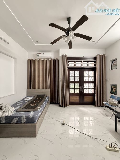 KHU SÂN BAY, Nhà ĐẸP 3Tầng (5 x 20) OTO tránh, Cửu Long thông Lam Sơn, P2, Tân Bình - 2