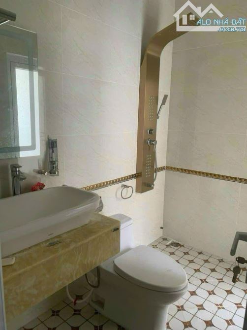 NHÀ MẶT TIỀN LÝ THƯỜNG KIỆT- PHƯỜNG 1- TPVT- GẦN BÃI TRƯỚC- S=114m2=5x22m= 2 TẦNG- 14,5 TỶ - 2