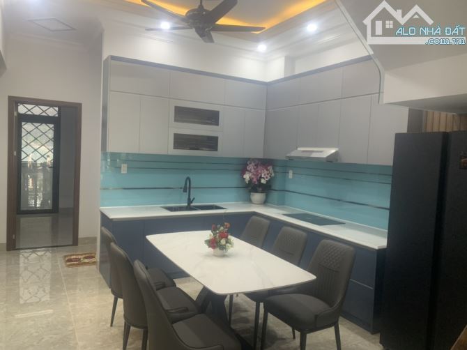 Bán nhà KDC Phú Hồng Thịnh 10 Phường Bình An Tp Dĩ An 72m2 3 tầng 5PN-6WC - 2