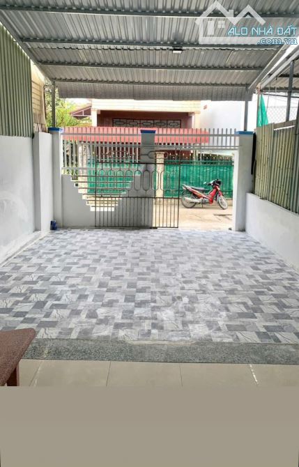 💥 840Tr sang sổ ngay căn nhà 130m2 ở Tân Hiệp,Hóc Môn có Sổ Hồng Riêng, nhà cấp 4 - 2