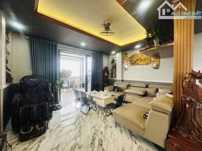 ĐẸP - RẺ CHDV LÔ GÓC 6 TẦNG 8M x 16M - 70TR/THÁNG - VƯỜN LÀI AN PHÚ ĐÔNG Q12 - CHỈ 15.5 TỶ - 2