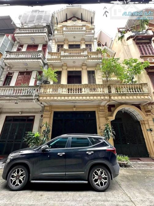 chính chủ bán nhà ngõ 560 Nguyễn Văn Cừ phân lô- 02 ô tô tránh sẵn nhà biệt thự 5 tầng - 2