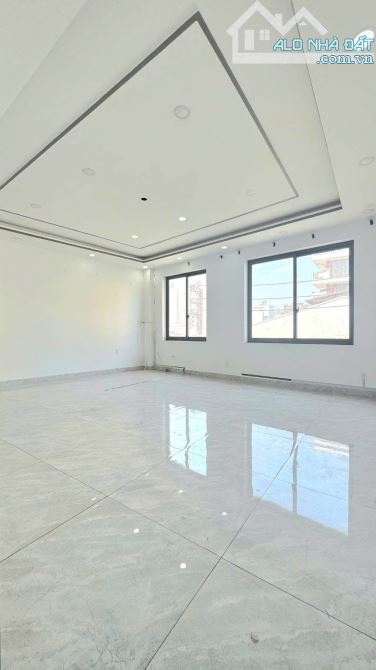 TÒA VĂN PHÒNG - 5 TẦNG GÓC 2 MT TÂN PHÚ - 8.5X18M - KD ĐỈNH - HƠN 18 TỶ - HIẾM CÓ TÂN PHÚ - 2