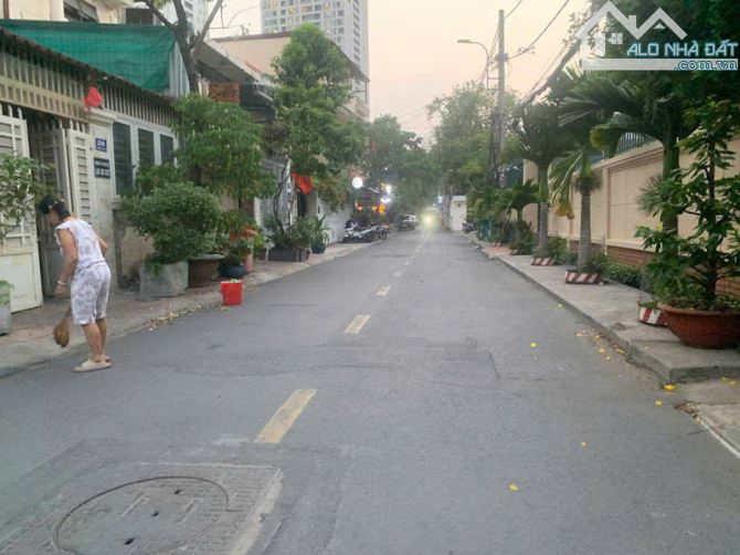 BÁN NHÀ MẶT TIỀN ĐƯỜNG NGUYỄN DUY HIỆU,KẾ PHỐ ĐÊM NHÀ GIÀU THẢO ĐIỀN,QUẬN 2 - 2