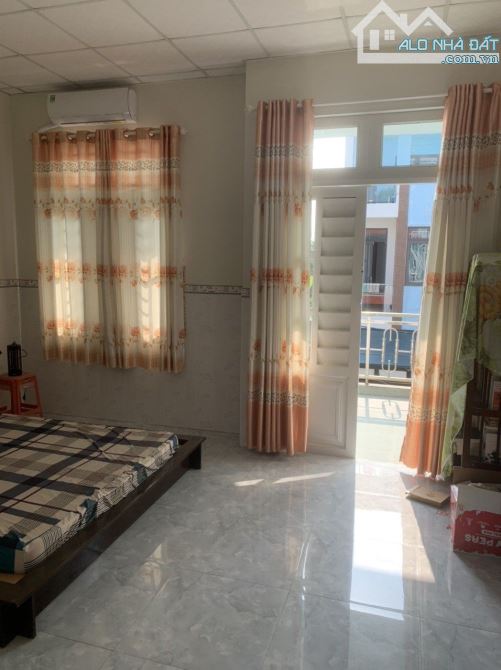 Bán nhà dt 116 m2 đường Lê Đức Thọ  , giá 68,1 tr /m2 , giá nhỉnh 7 tỷ - 2