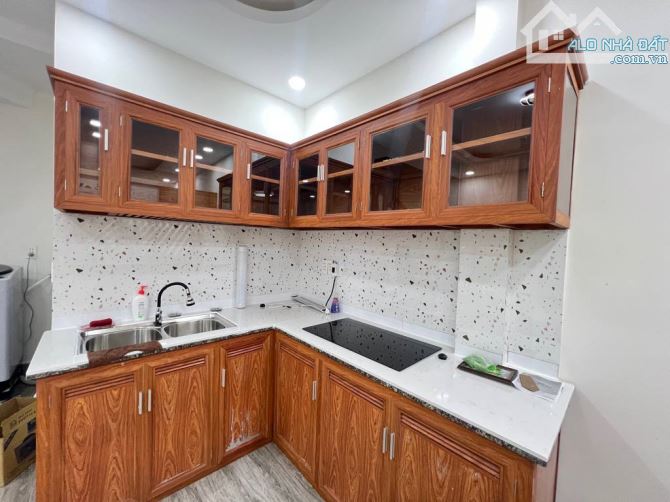 🏦 Ngộp ngân hàng – Bán gấp trong tuần – Nguyễn Trọng Tuyển – 4.3x17.5m – 1 trệt 2 lầu ST - 2