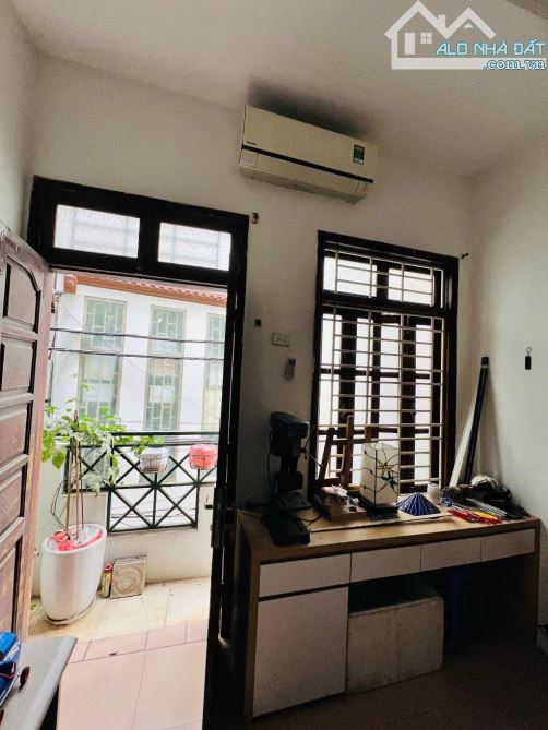 🏠 [CỰC HIẾM] NHÀ 3 TẦNG 40M2 - TRẦN THÁI TÔNG, CẦU GIẤY - 2