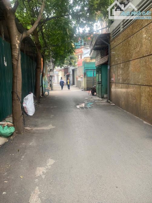 Giảm 1 tỷ e trai gửi bán nhanh Đất Văn Phú 53m tặng nhà ô tô gần nhỉnh 8 tỷ - 2
